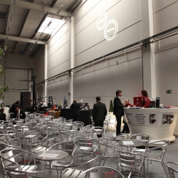 Salek-pro-nejvetsi-cappuccino-na-svete